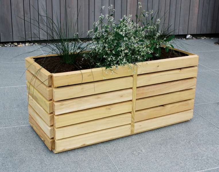 blumenkasten hoch metall Blumenkasten aus Cortenstahl mit Rollen