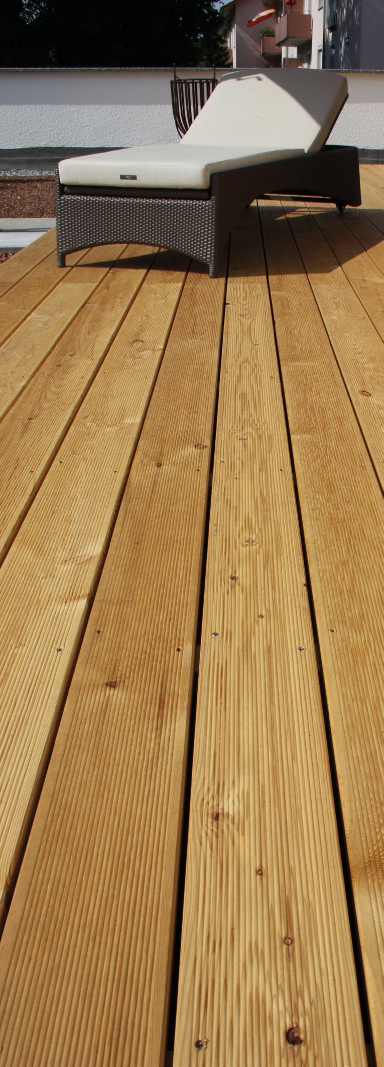 Terrassendiele sibirische Lärche 45/142 | Terrassendielen ... Terrassendiele sibirische Lärche 45/142 | Terrassendielen ...